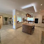 Neuve Piscine Bali Vue Pyrenees 5 Min Cite Willa