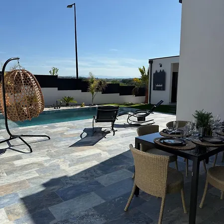 Villa Villa Neuve Piscine Bali Spa Vue Pyrenees 5 Min Cite Carcassonne