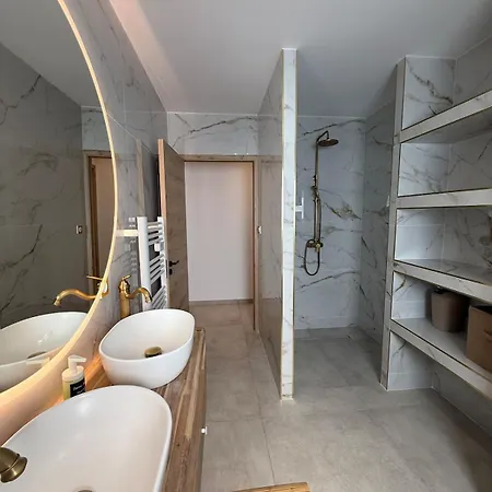 Neuve Piscine Bali Vue Pyrenees 5 Min Cite Vila *