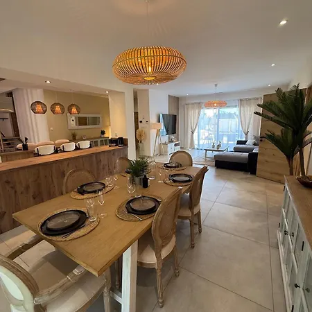 Villa New 2025 Pyrenees View, Pool & Comfort