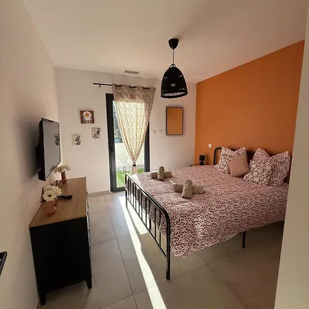 Neuve Piscine Bali Vue Pyrenees 5 Min Cite * Carcassonne