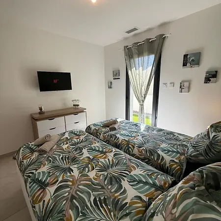 Neuve Piscine Bali Vue Pyrenees 5 Min Cite Vila *