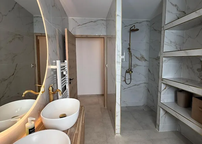 Villa Neuve Piscine Bali Spa Vue Pyrenees 5 Min Cite Willa *